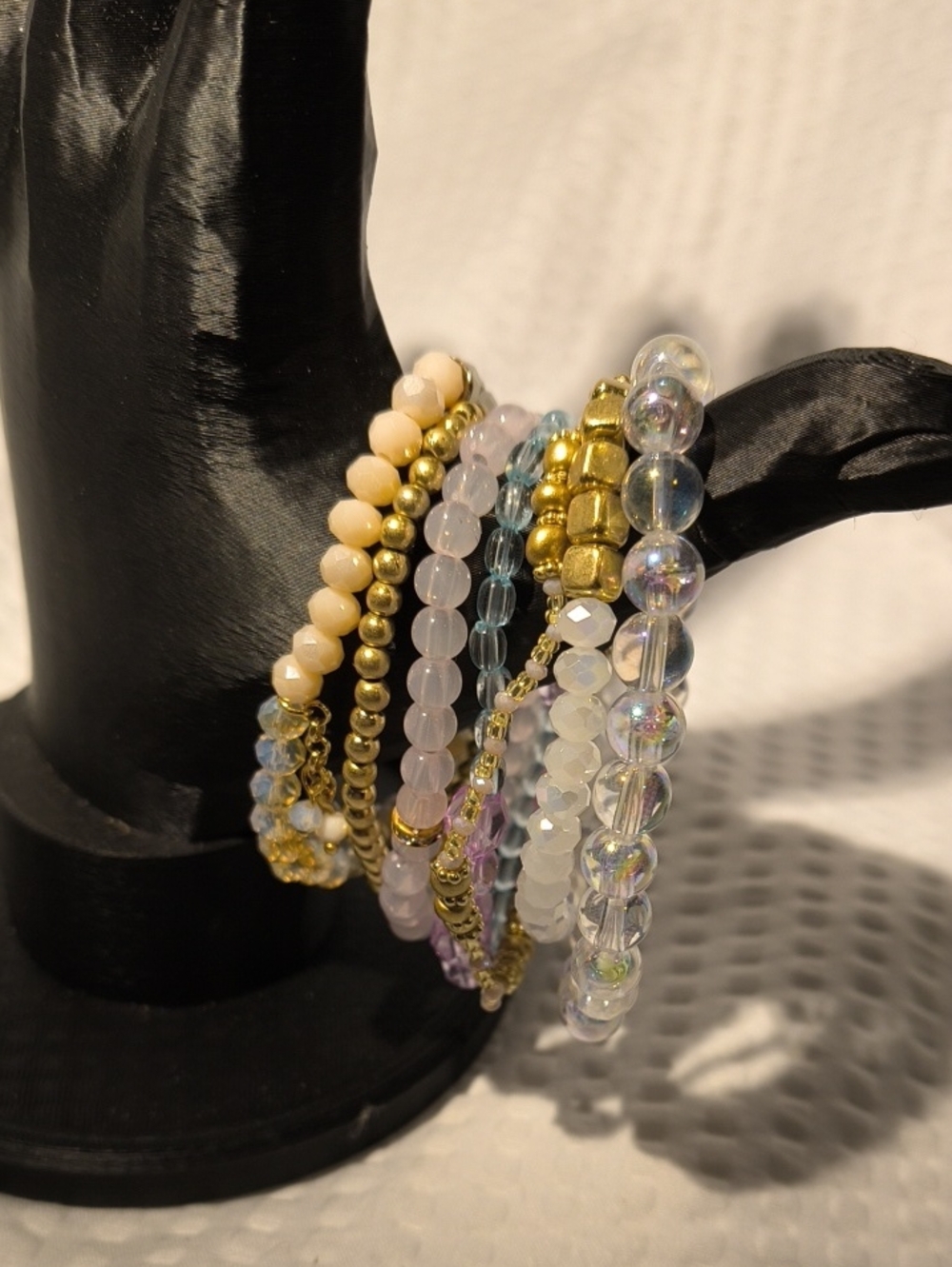 Plunder Iridescent & Pastel Beaded Stackable Women's Bracelet Set Of 7